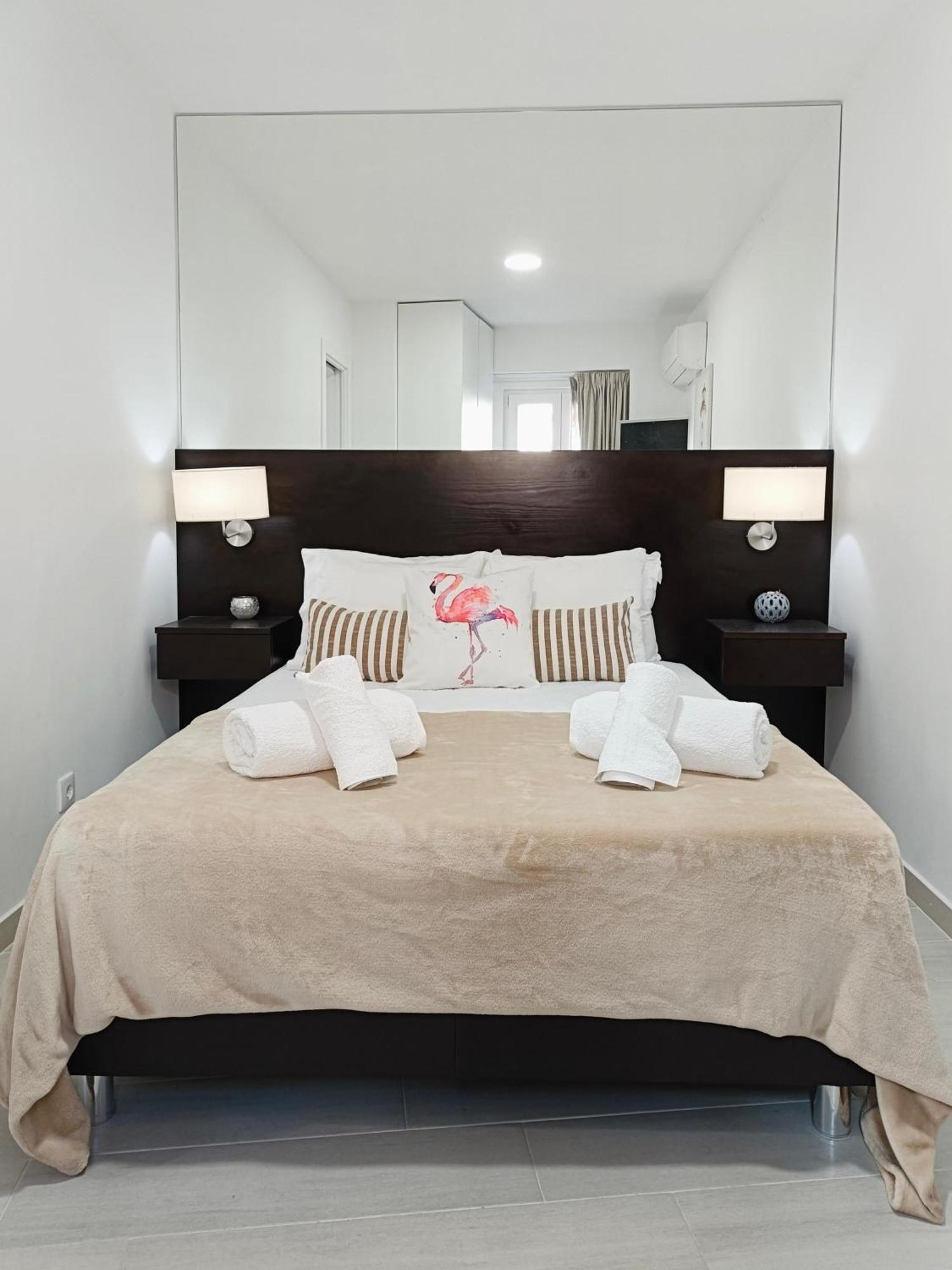 Flamingo Apartment Sesimbra Exterior photo